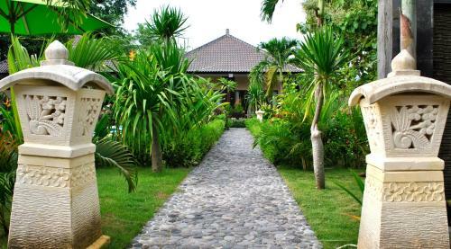 Damara Lembongan