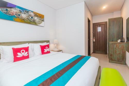 Hotel Zen Rooms Seminyak Kayu Jati