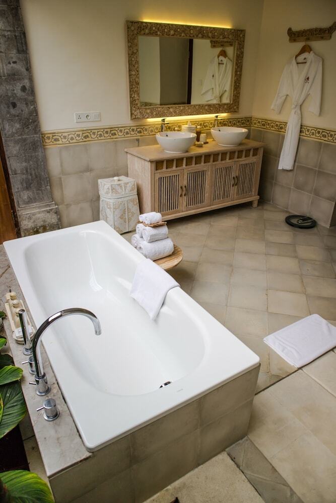 Hotel Visesa Ubud Resort