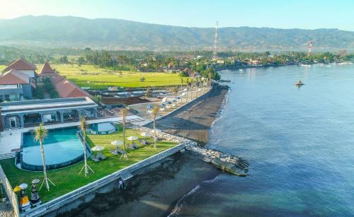 Hotel Kubu Beach Lovina