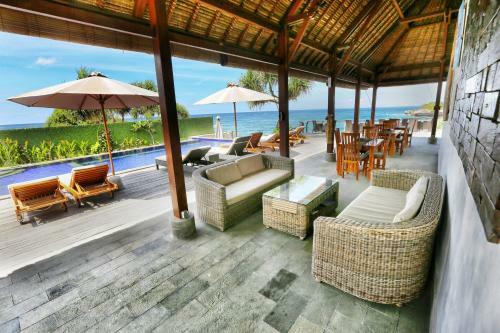 Water Blow Huts