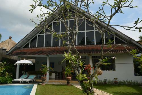 Villa Raquel