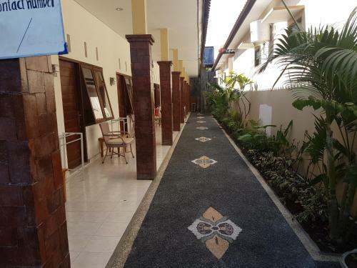 Hostal La Terrasse Guest House