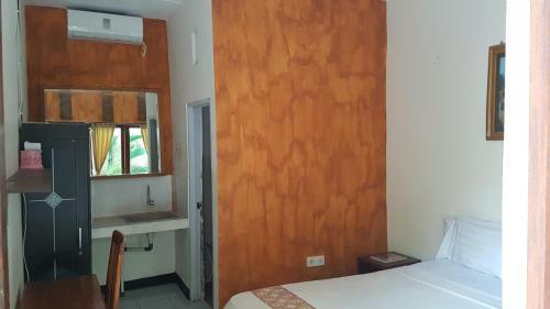 Hostal La Terrasse Guest House
