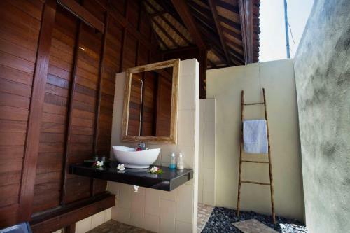 Dinatah Lembongan Villas