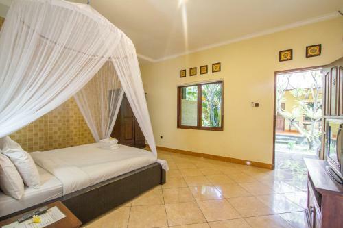 Hostal Agura Bungalow Petitenget Beach