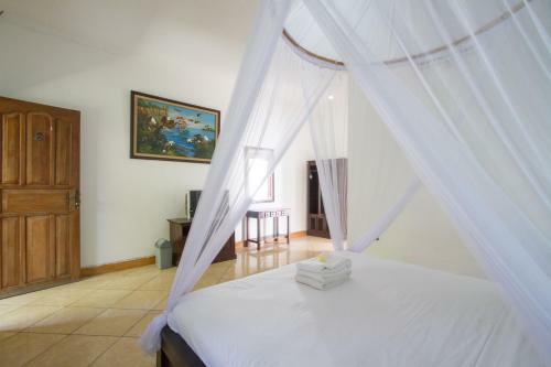 Hostal Agura Bungalow Petitenget Beach