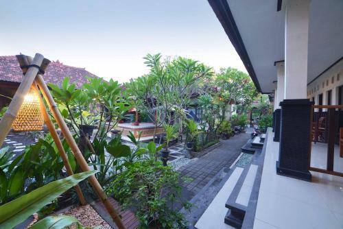 Hostal Santhi House Kuta