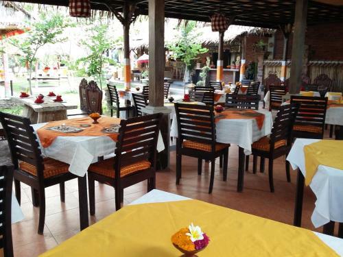 Dewi Bulan Bungalows