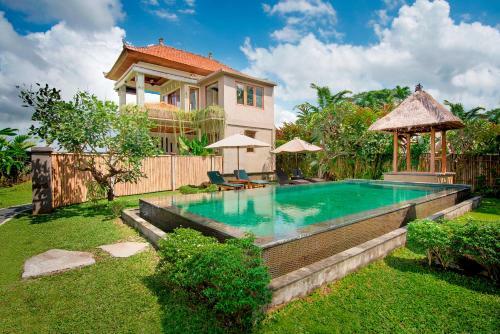 Hotel Santosha Villas