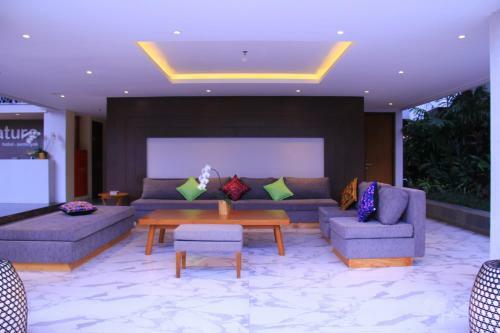 Signature Hotel Bali