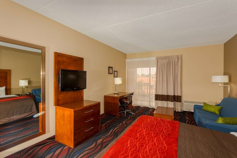 Hotel Comfort Inn