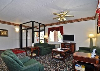 Hotel Econo Lodge Inn & Suites