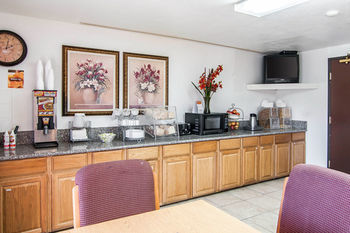 Hotel Quality Inn & Suites