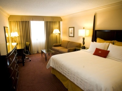 Hotel Crowne Plaza Downtown Convention Center