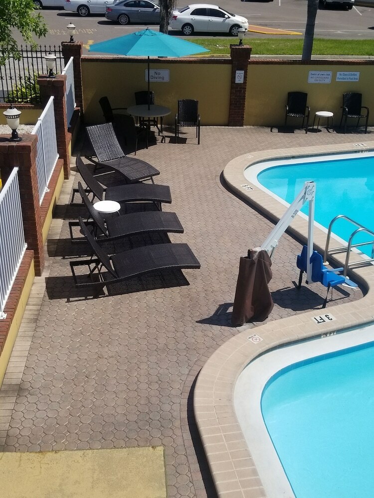 Hotel Quality Inn Midtown