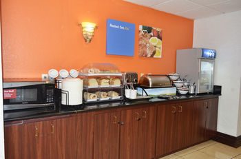 Hotel Comfort Inn North