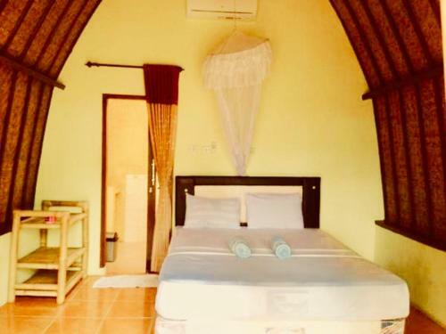 Hostal Bolata Beach House