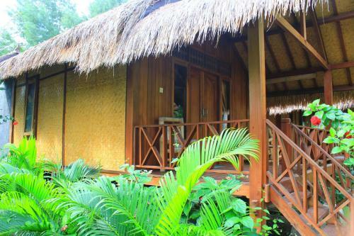 Hostal Bolata Beach House
