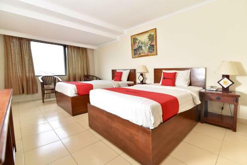 Hostal Reddoorz @ Raya Kuta