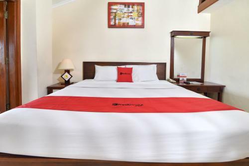Hostal Reddoorz @ Raya Kuta