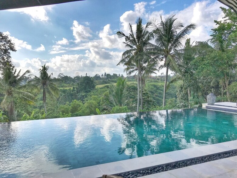 Lebah Villa