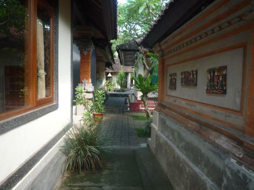 Hostal Shindu Home Stay