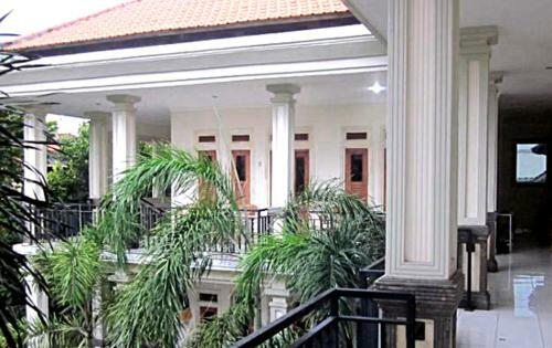 Hotel Budget Door Legian Inn