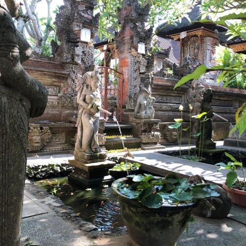 Hostal Betutu Bali Villas
