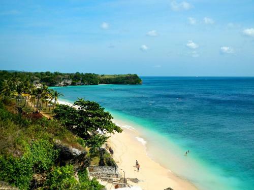 Adinda Balangan Beach Villa