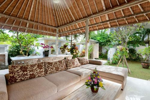 Adinda Balangan Beach Villa