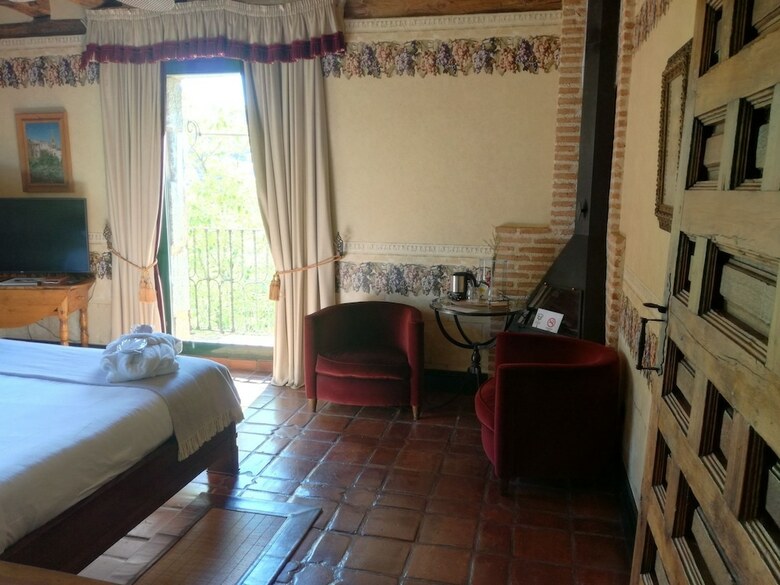 Hotel Castillo De Soma�n