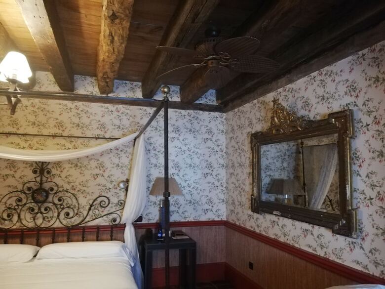 Hotel Castillo De Soma�n