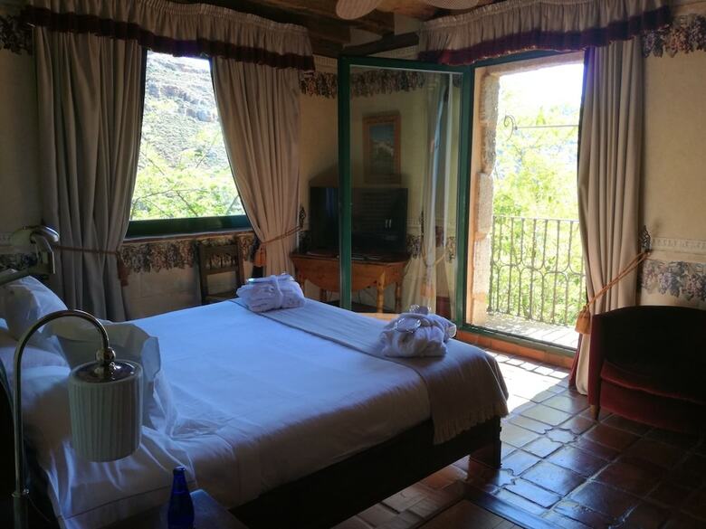 Hotel Castillo De Soma�n
