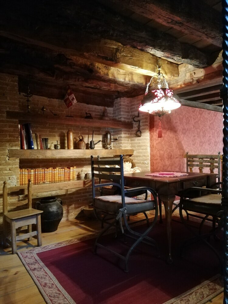 Hotel Castillo De Soma�n