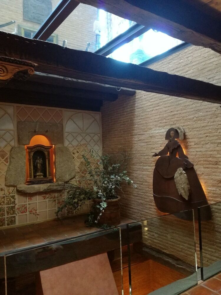 Hotel Castillo De Soma�n