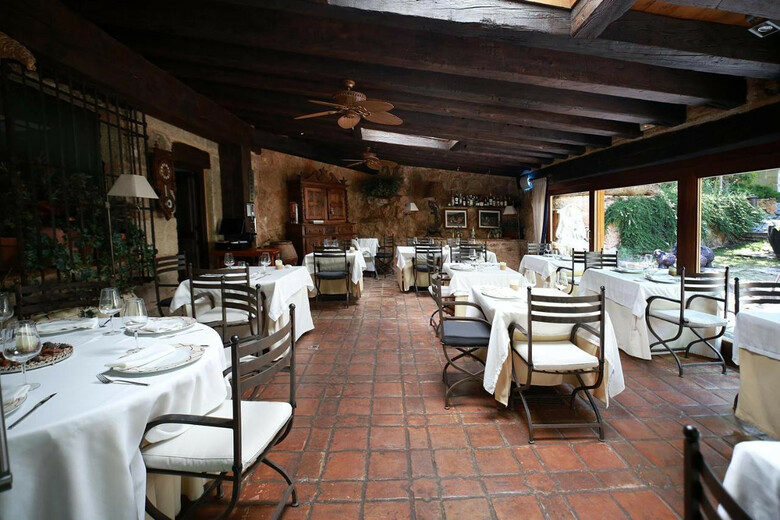 Hotel Castillo De Soma�n