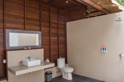 Koji Garden Huts - Chse Certified