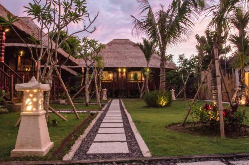 Koji Garden Huts - Chse Certified