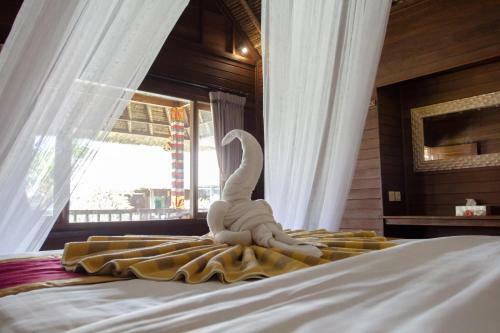 Koji Garden Huts - Chse Certified