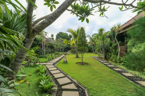 Koji Garden Huts - Chse Certified