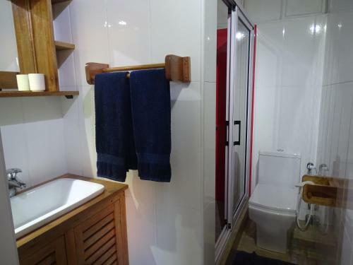 Hostal La Tonnelle Guest House
