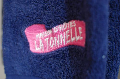 Hostal La Tonnelle Guest House