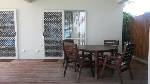 Apartamentos Moana Sands Beachfront Villas