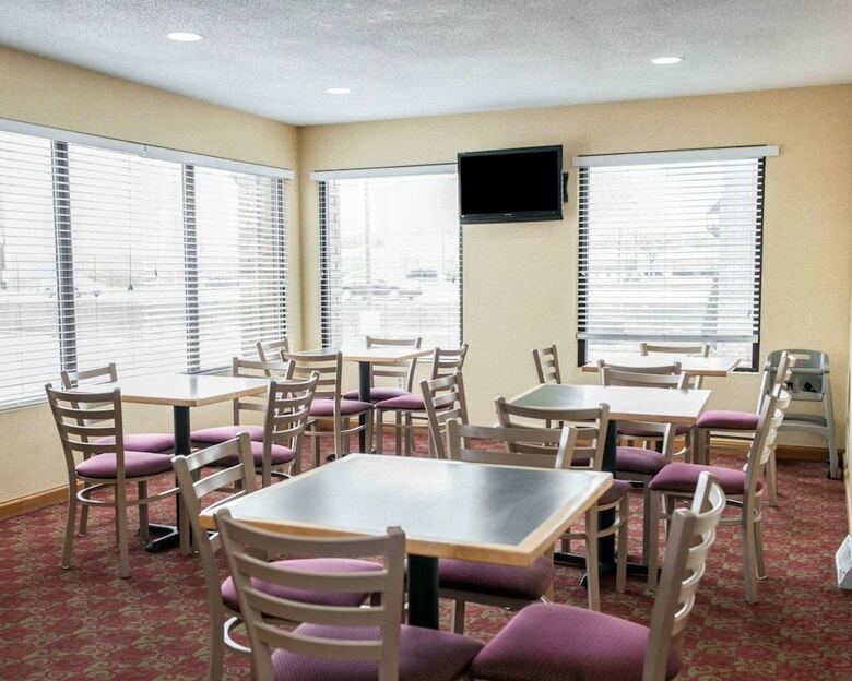 Hotel Quality Inn & Suites