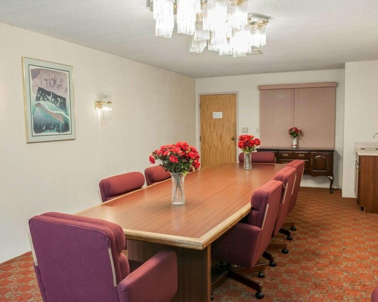 Hotel Quality Inn & Suites
