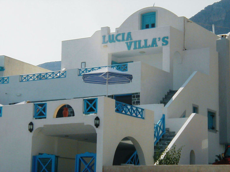 Aparthotel Loukia Villas Apartments