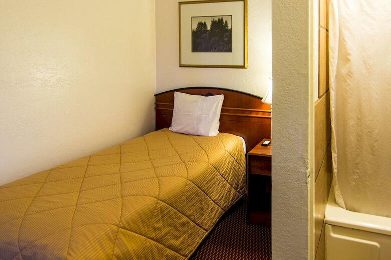 Hotel Rodeway Inn Downtown