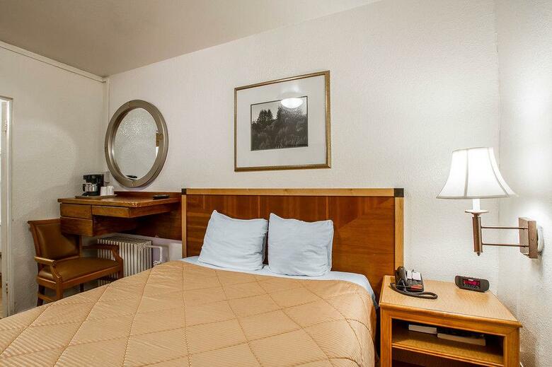 Hotel Rodeway Inn Downtown