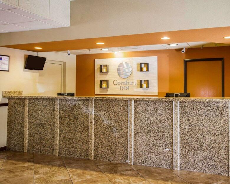 Hotel Comfort Inn West